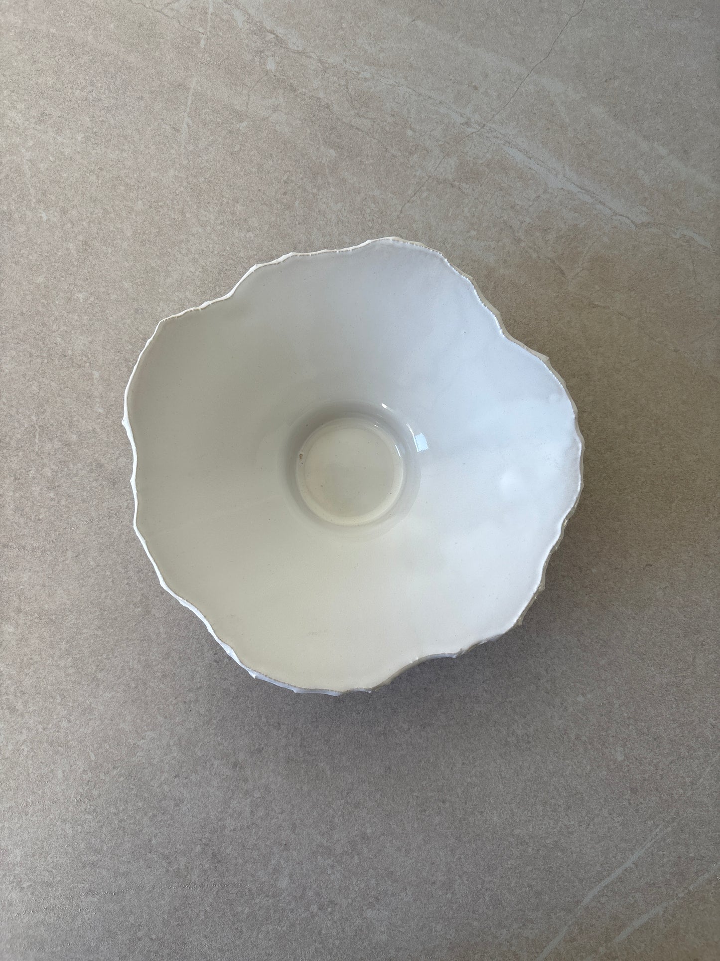 Small broken edges bowl